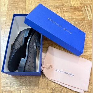 STUART WEIZMAN PALMER SLEEK LOAFER